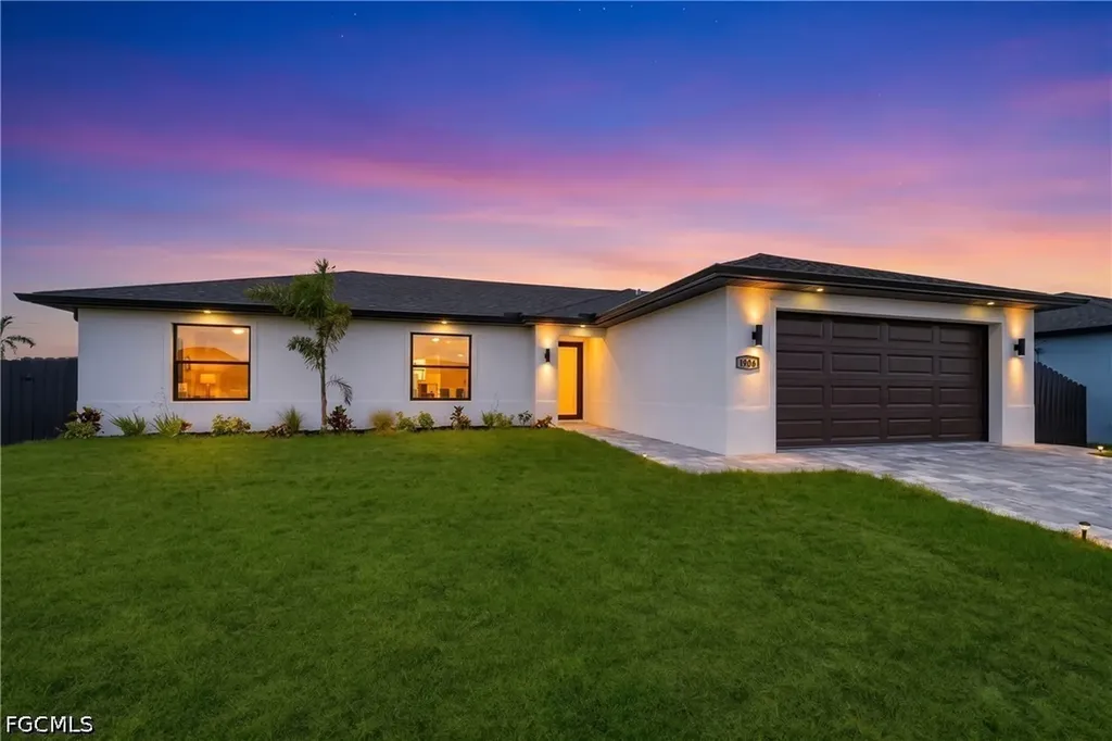 1906 NE 16th Place Cape Coral FL 33909
