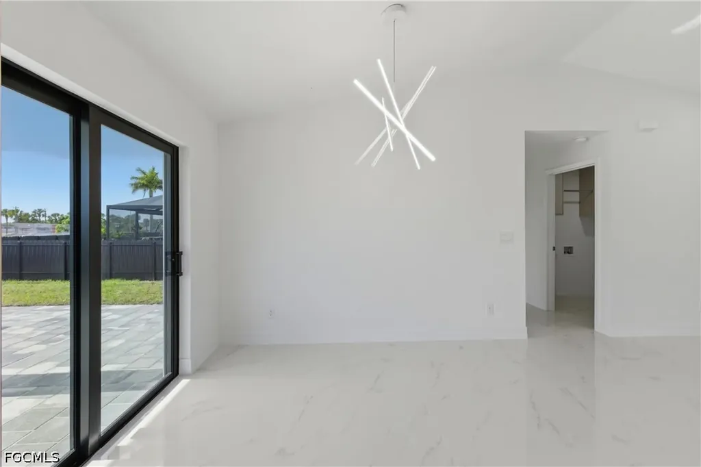 1906 NE 16th Place Cape Coral FL 33909