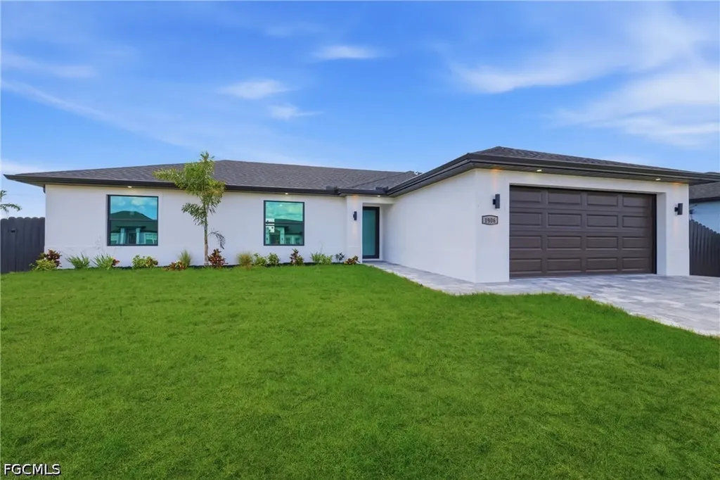 1906 NE 16th Place Cape Coral FL 33909