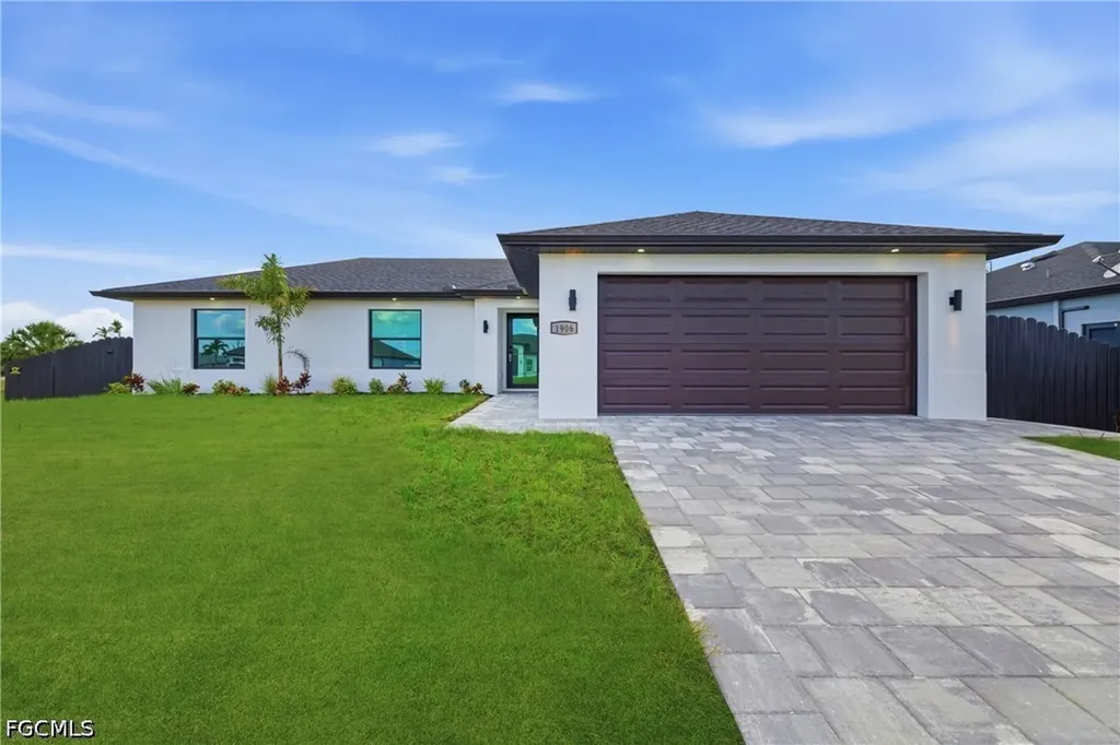 1906 NE 16th Place Cape Coral FL 33909