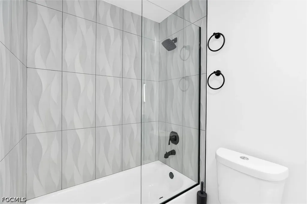 2830 Tropicana Parkway W Cape Coral FL 33993