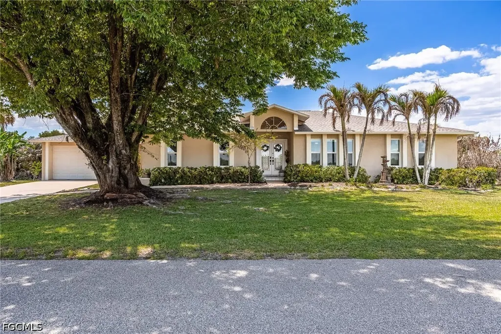 5060 Melaluca Drive Fort Myers FL 33905