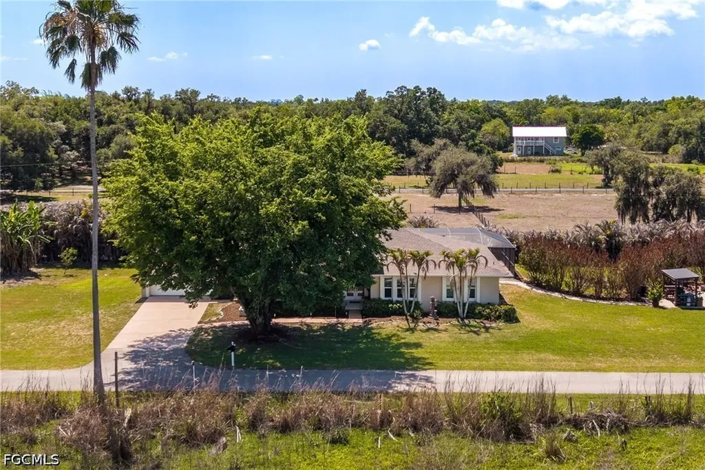 5060 Melaluca Drive Fort Myers FL 33905
