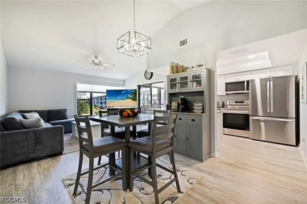 5805 Trailwinds Drive Fort Myers FL 33907