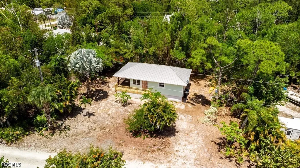 7322 Hibiscus Avenue Bokeelia FL 33922