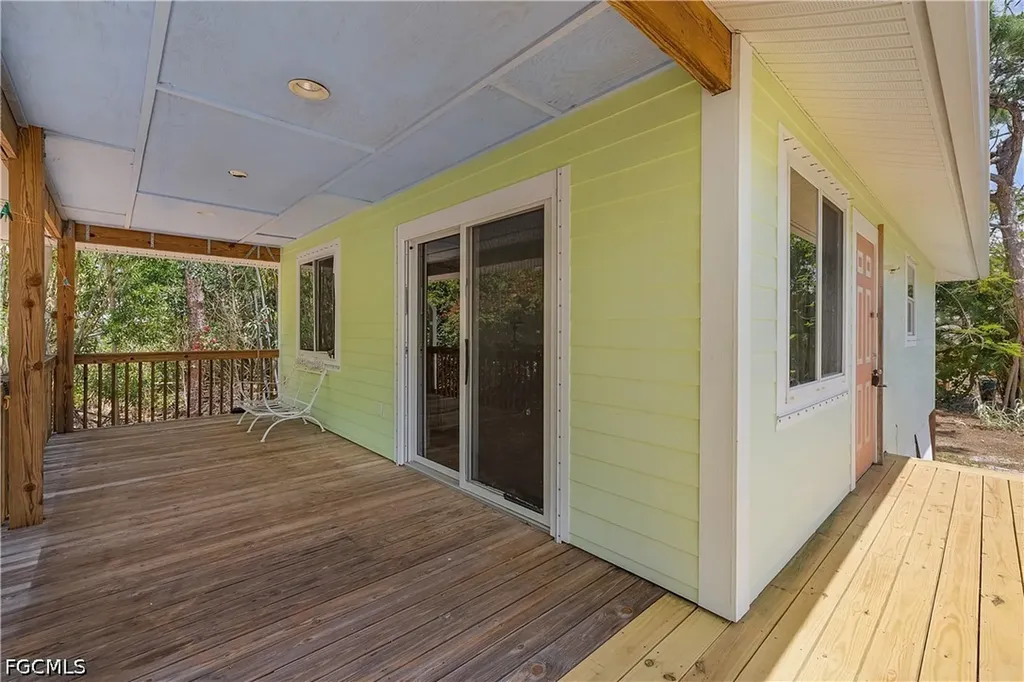 7322 Hibiscus Avenue Bokeelia FL 33922