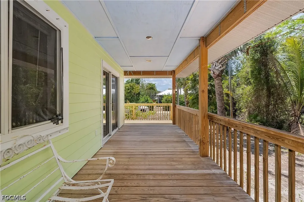 7322 Hibiscus Avenue Bokeelia FL 33922