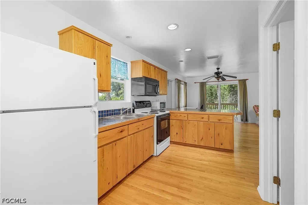 7322 Hibiscus Avenue Bokeelia FL 33922