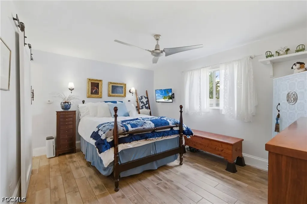 4329 SW 1st Place Cape Coral FL 33914