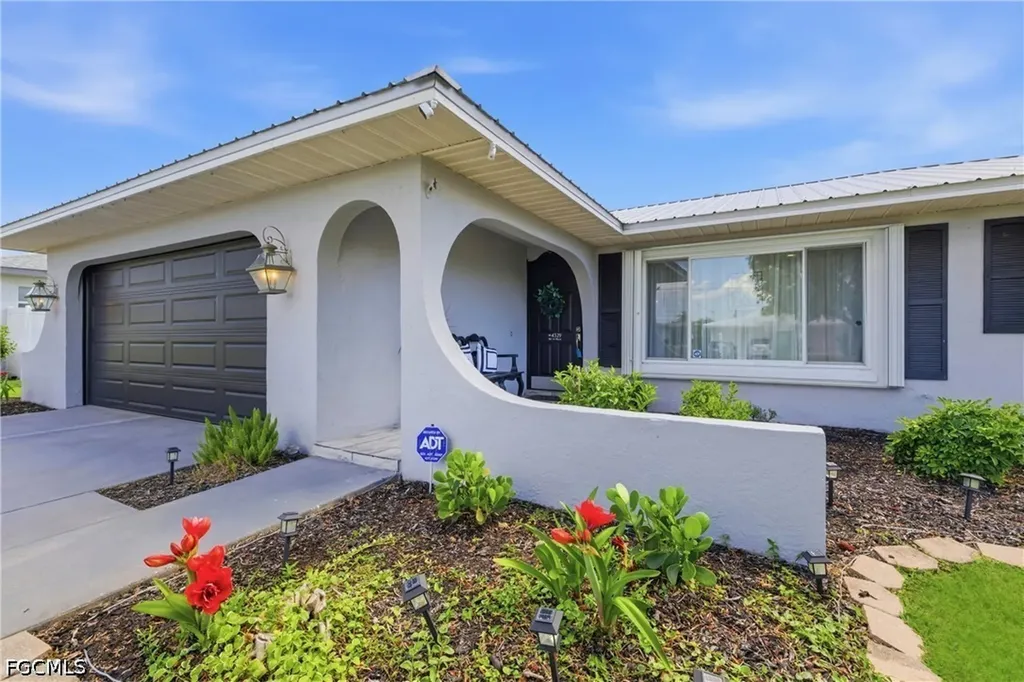 4329 SW 1st Place Cape Coral FL 33914