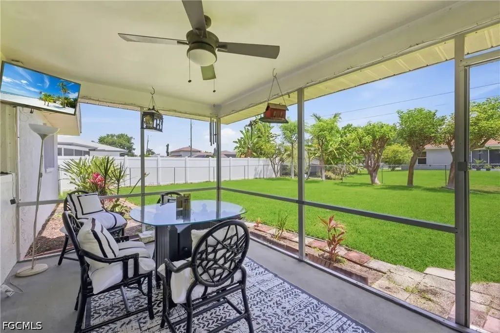 4329 SW 1st Place Cape Coral FL 33914