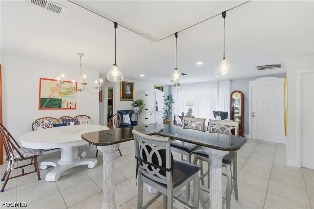 4329 SW 1st Place Cape Coral FL 33914