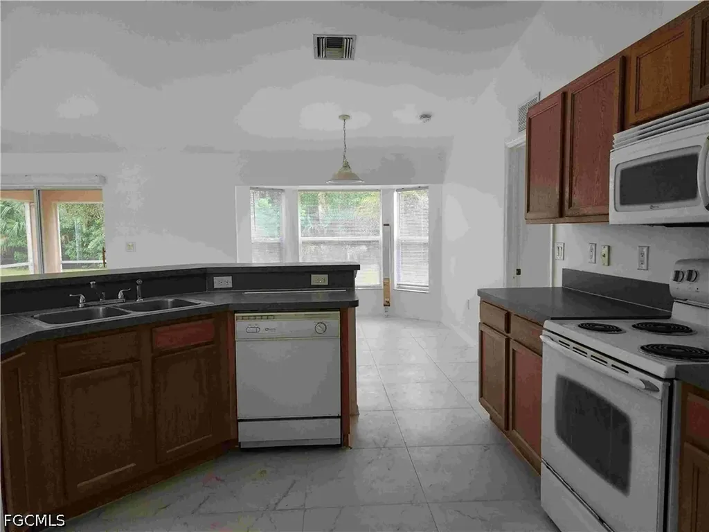 14980 Coopers Hawk Way Fort Myers FL 33905