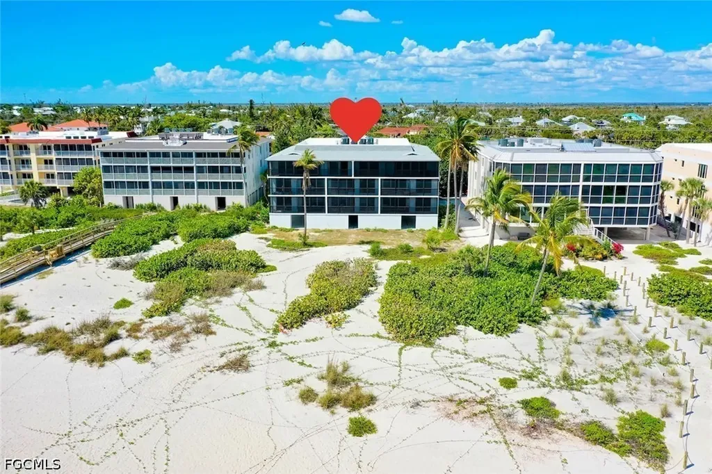 3013 W Gulf Drive Sanibel FL 33957