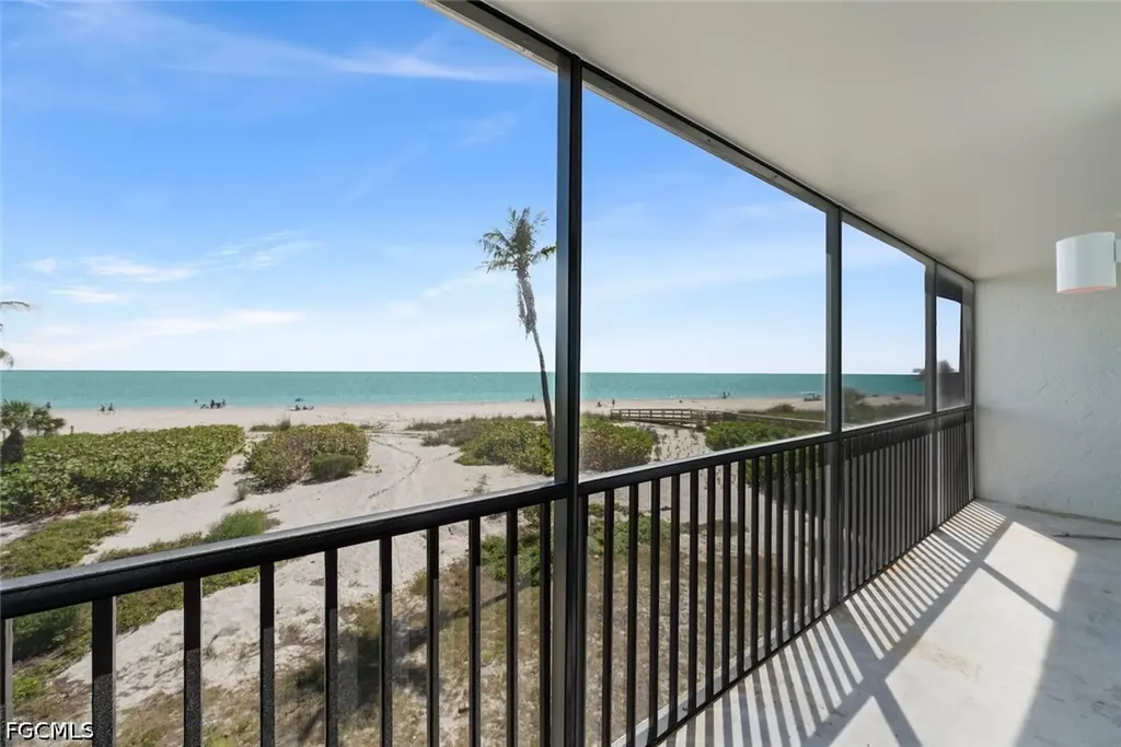 3013 W Gulf Drive Sanibel FL 33957