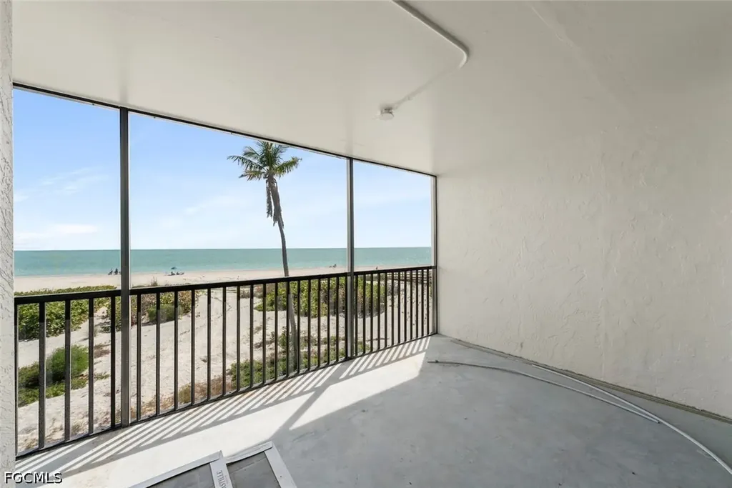 3013 W Gulf Drive Sanibel FL 33957