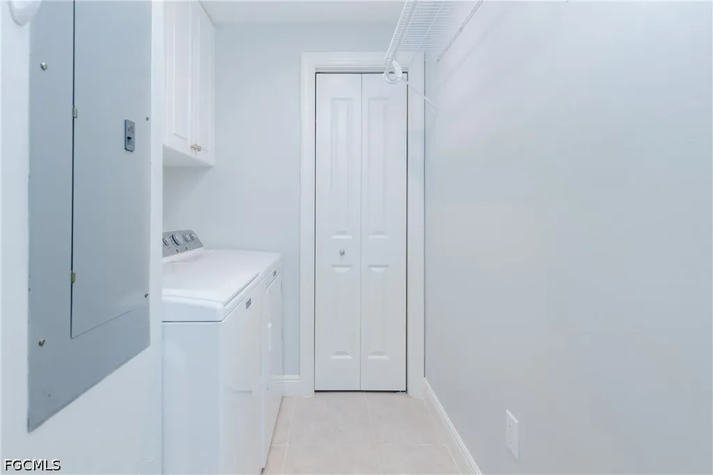 5781 Cape Harbour Drive Cape Coral FL 33914