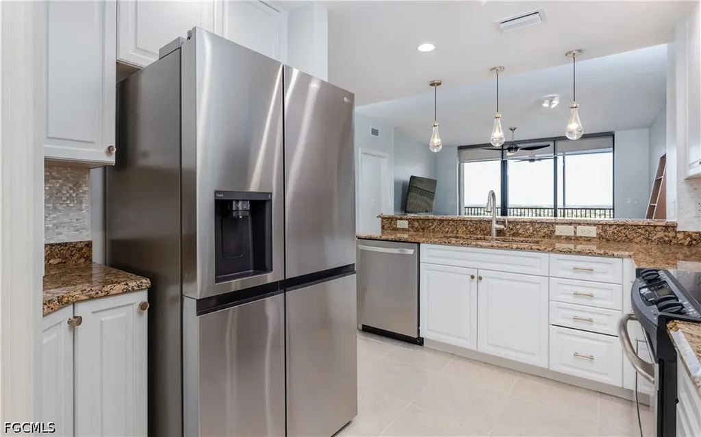 5781 Cape Harbour Drive Cape Coral FL 33914