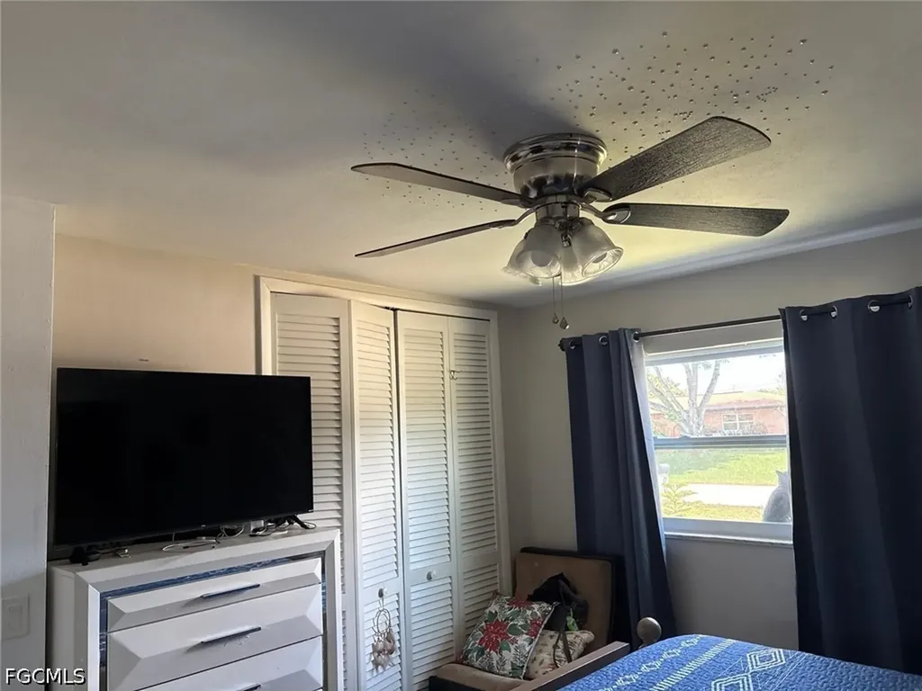 2702 SE 17th Place Cape Coral FL 33904