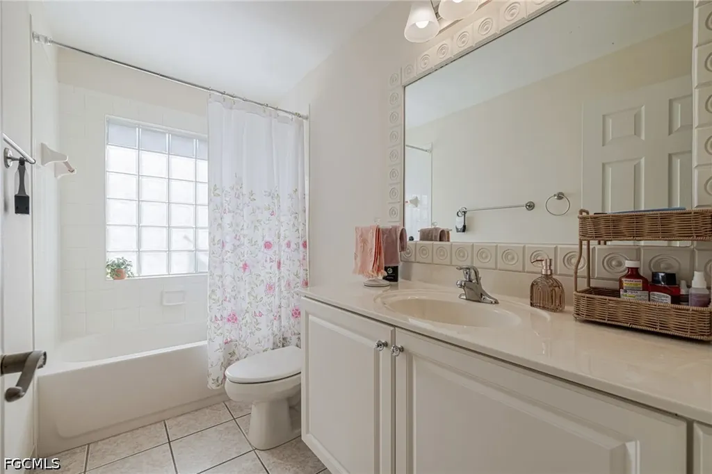 2305 Summersweet Drive Alva FL 33920