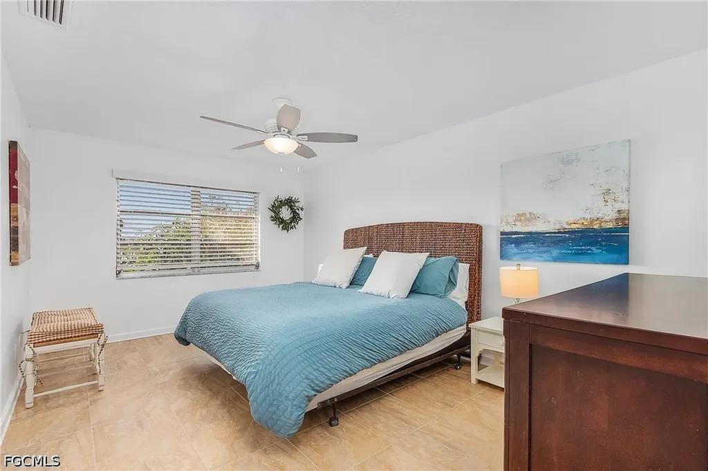 1120 SE 46th Street Cape Coral FL 33904
