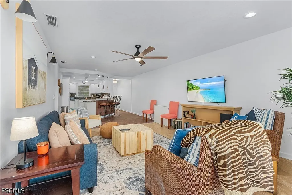 1120 SE 46th Street Cape Coral FL 33904