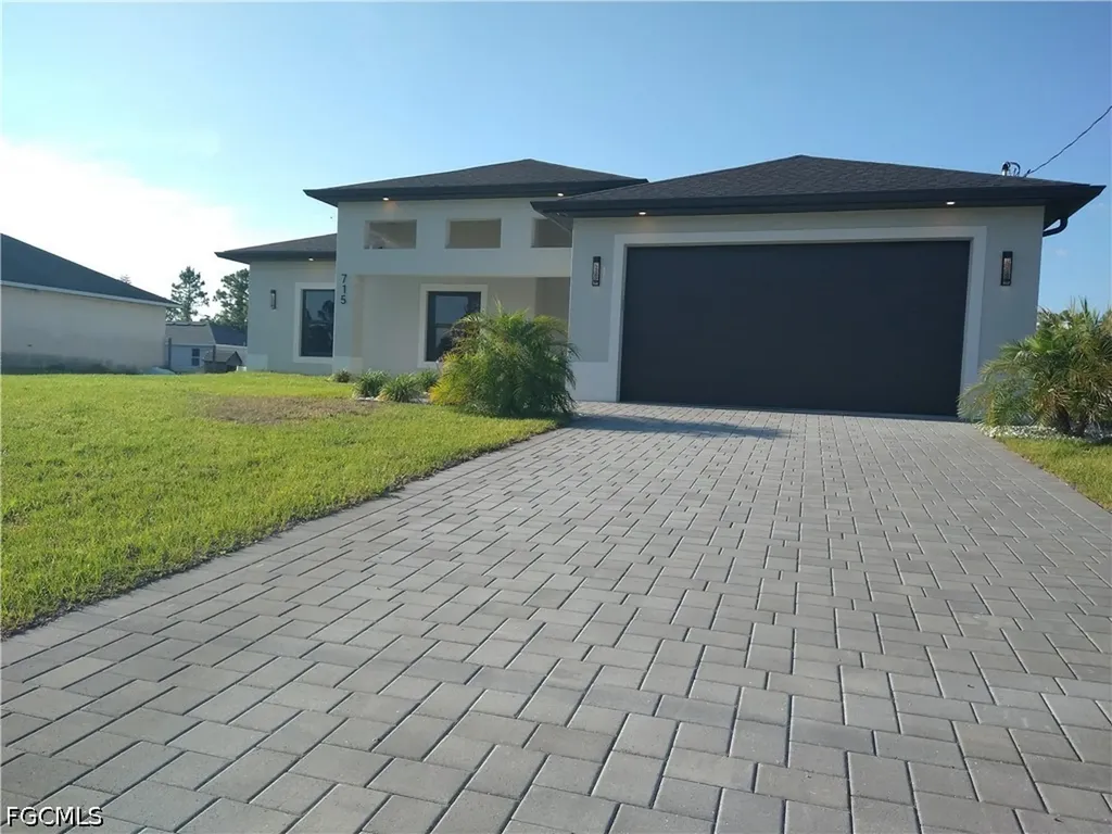 715 Long Island Street E Lehigh Acres FL 33974-5955