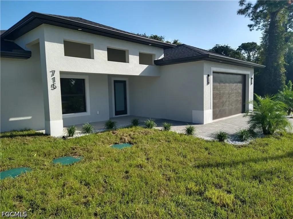 715 Long Island Street E Lehigh Acres FL 33974-5955