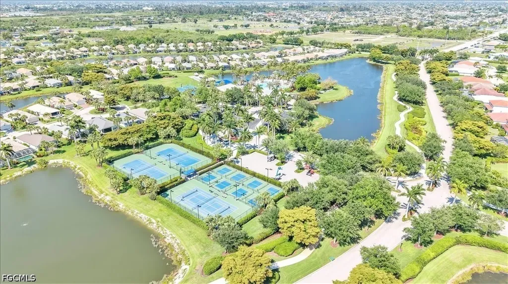 2615 Vareo Court Cape Coral FL 33991