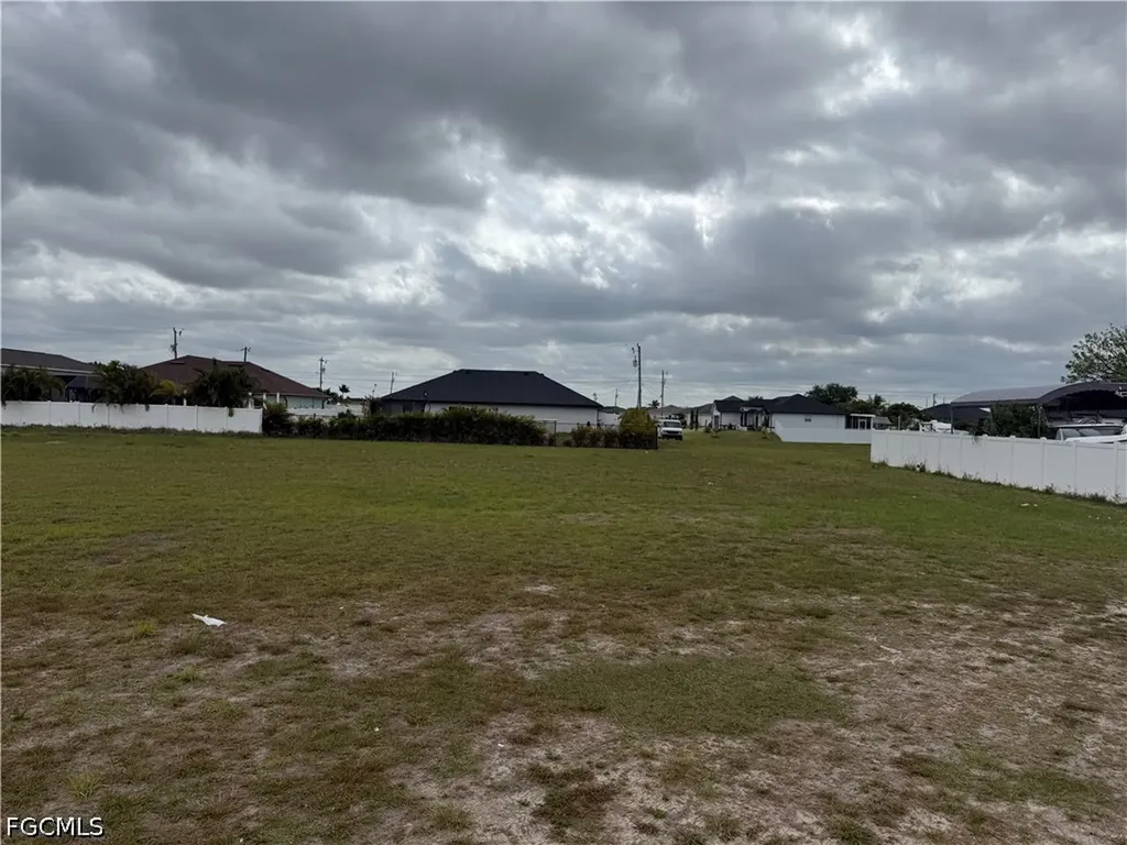 2515 Nelson Road N Cape Coral FL 33993