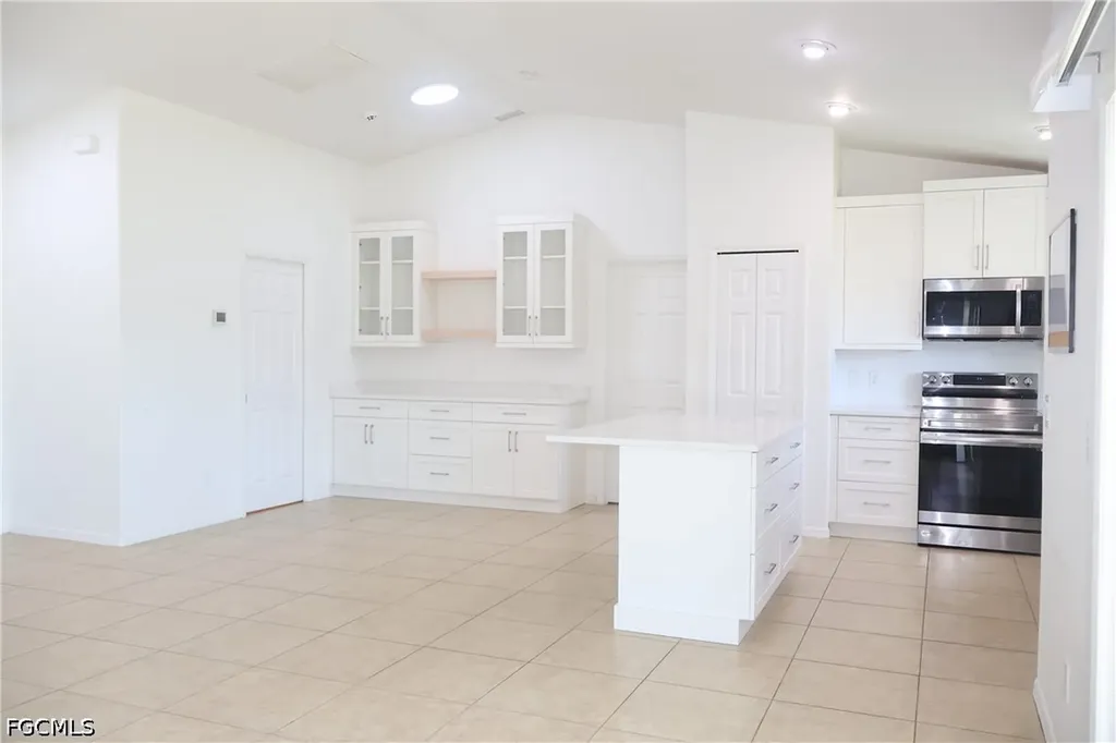 1632 SW 18th Street Cape Coral FL 33991