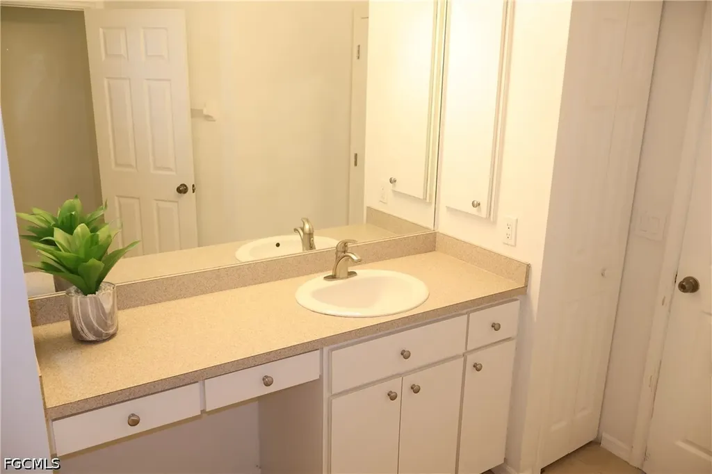 1632 SW 18th Street Cape Coral FL 33991