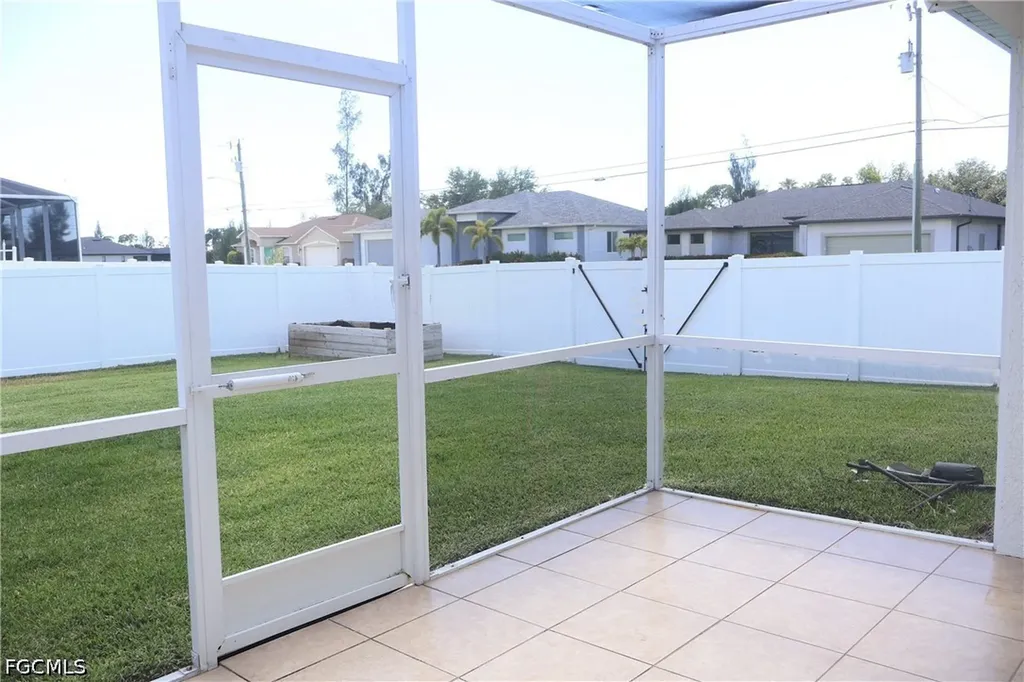 1632 SW 18th Street Cape Coral FL 33991