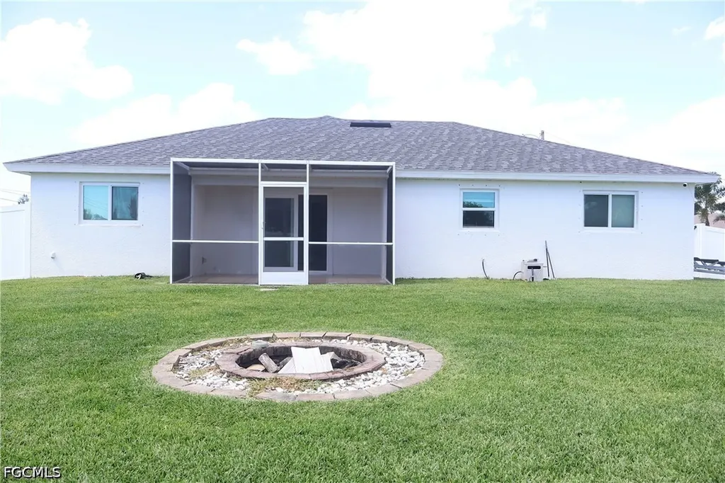 1632 SW 18th Street Cape Coral FL 33991