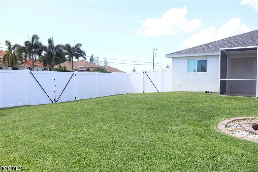 1632 SW 18th Street Cape Coral FL 33991