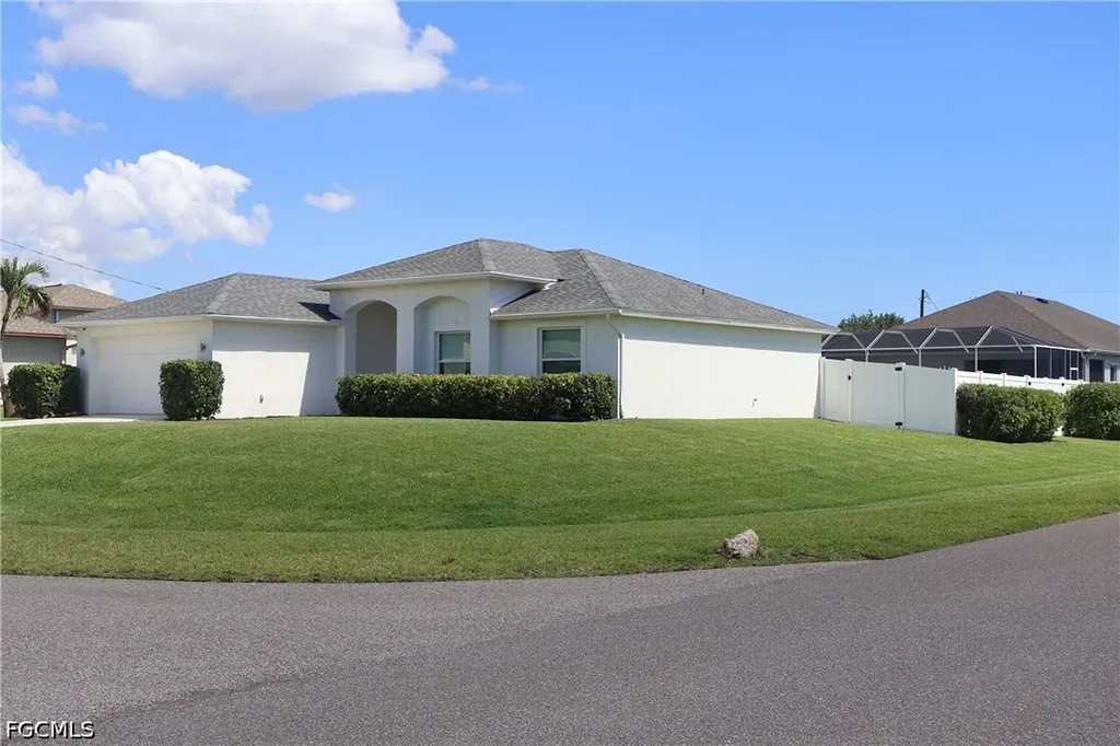 1632 SW 18th Street Cape Coral FL 33991