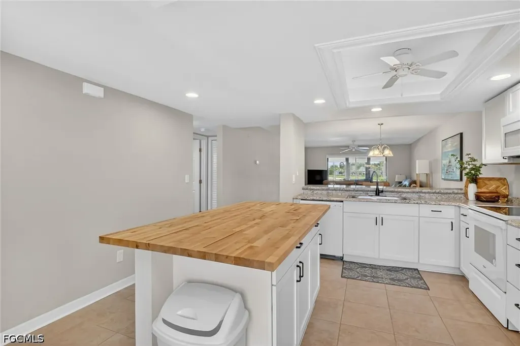 12191 Kelly Sands Way Fort Myers FL 33908