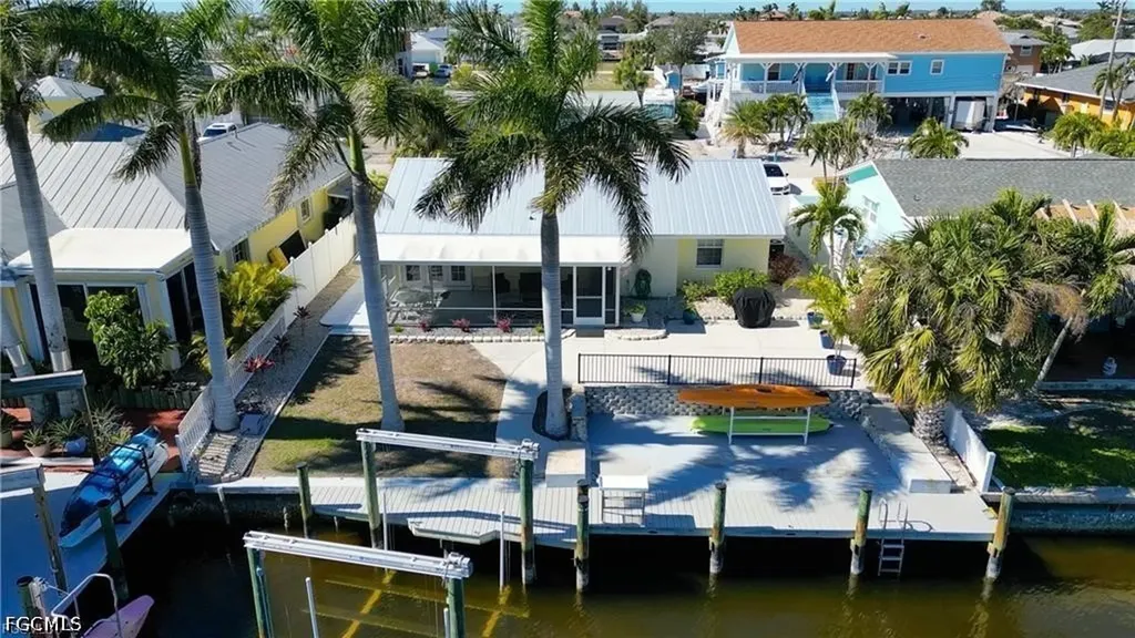 12262 Boat Shell Drive Matlacha Isles FL 33991