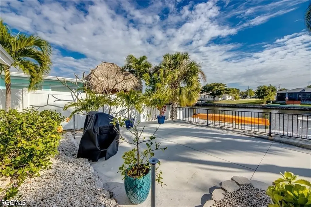 12262 Boat Shell Drive Matlacha Isles FL 33991
