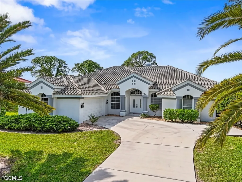 690 Milwaukee Boulevard Lehigh Acres FL 33974