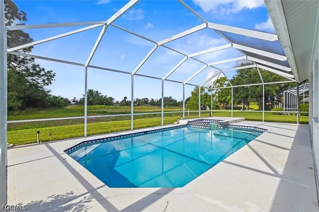 690 Milwaukee Boulevard Lehigh Acres FL 33974