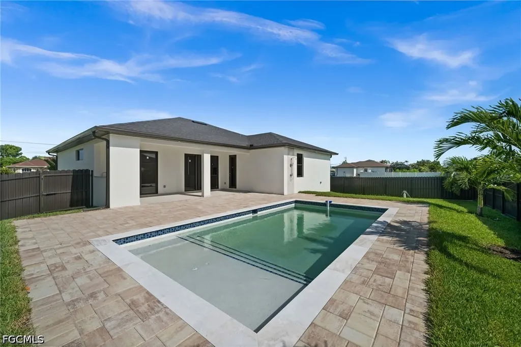 415 NW 37th Avenue Cape Coral FL 33993