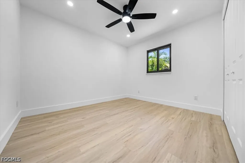 1437 SE 11th Street Cape Coral FL 33990