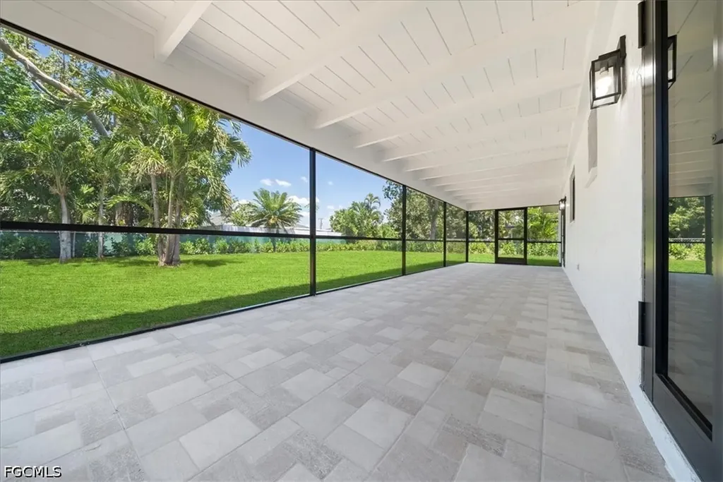 1437 SE 11th Street Cape Coral FL 33990