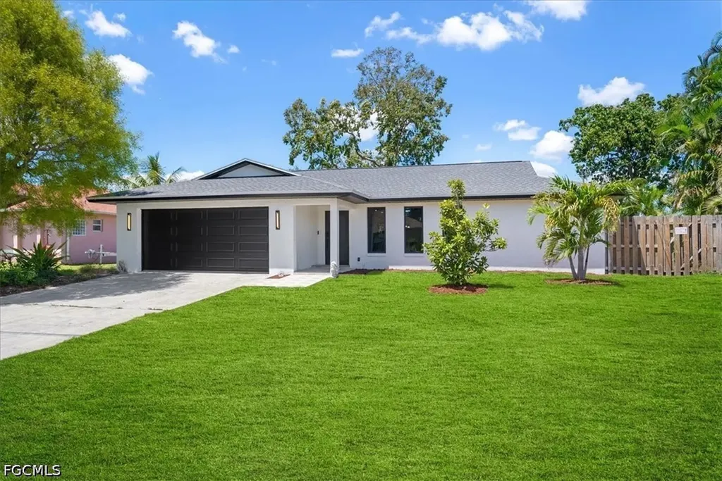 1437 SE 11th Street Cape Coral FL 33990