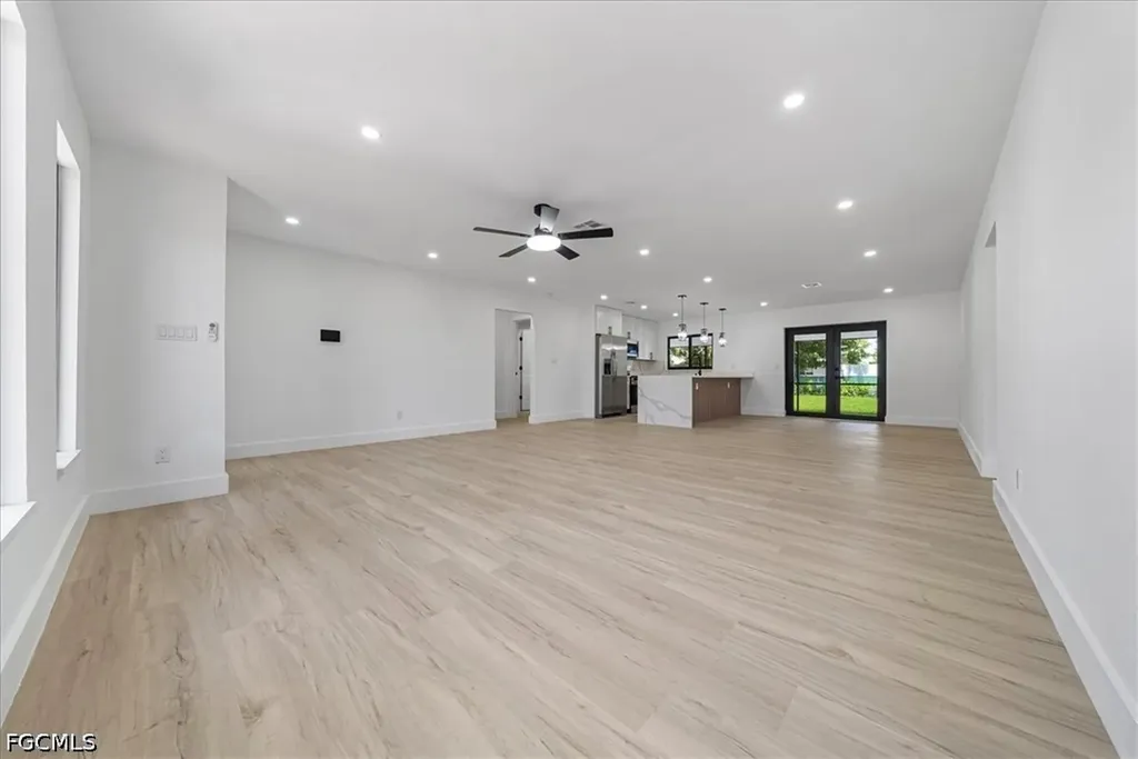 1437 SE 11th Street Cape Coral FL 33990