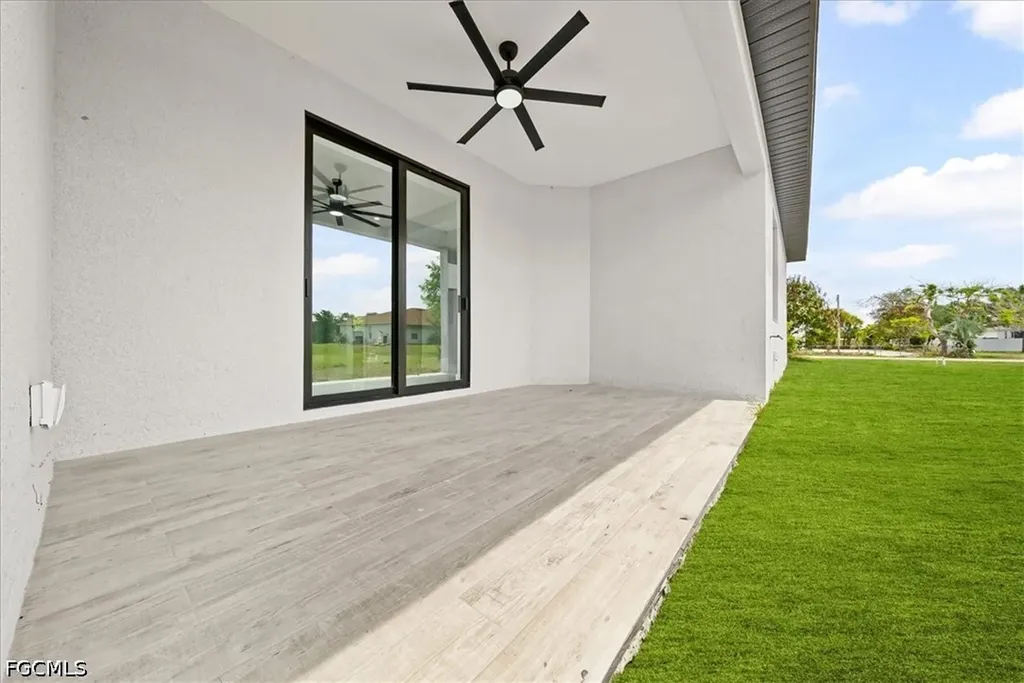 2803 48th Street SW Lehigh Acres FL 33976