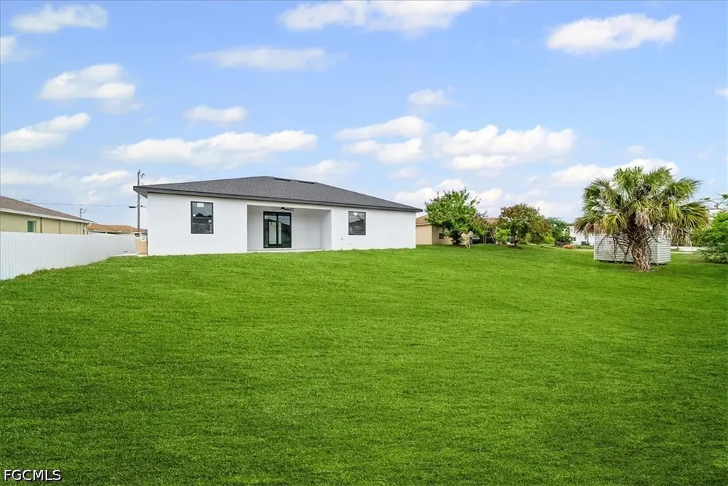 2803 48th Street SW Lehigh Acres FL 33976