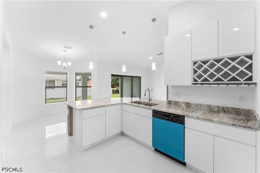 2807 28th Street SW Lehigh Acres FL 33976
