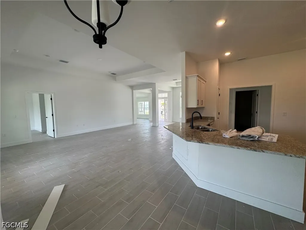 305 SE 2nd Street Cape Coral FL 33990